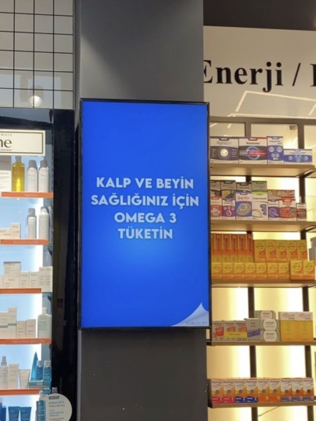 Sütuna monte edilmiş omega 3 içerikli mavi ekran